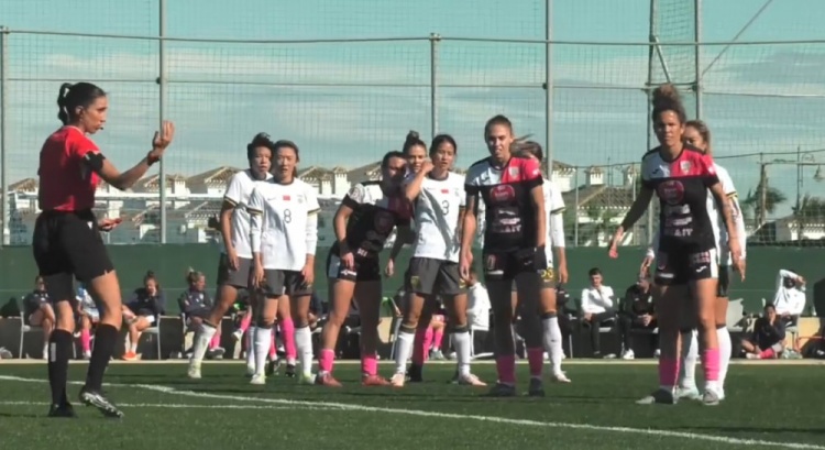  唐佳麗梅開二度、邵子欽破門，中國女足3-2擊敗Alhama俱樂部女足